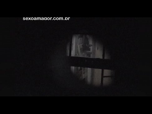 ❤️ Blondiin saab salaja videolevi naabruskonna voyeuri poolt peidetud õõnsate telliskivide taha peidetud ️ Pornovideo at et.dreamlandpassionfever.ru ️❤