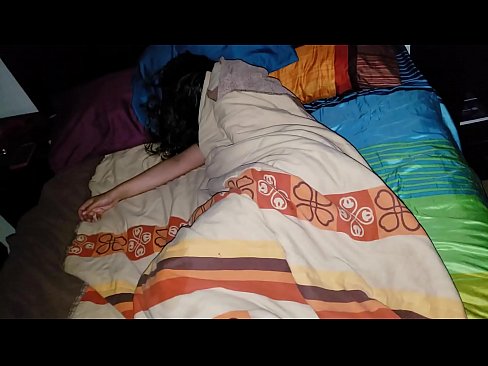 ❤️ Kasupoeg sõimab oma noort kasuema, kui ta magab. ️ Pornovideo at et.dreamlandpassionfever.ru ️❤